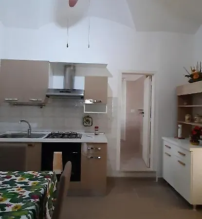 Casa Vacanze La Corte Apartamento Alezio